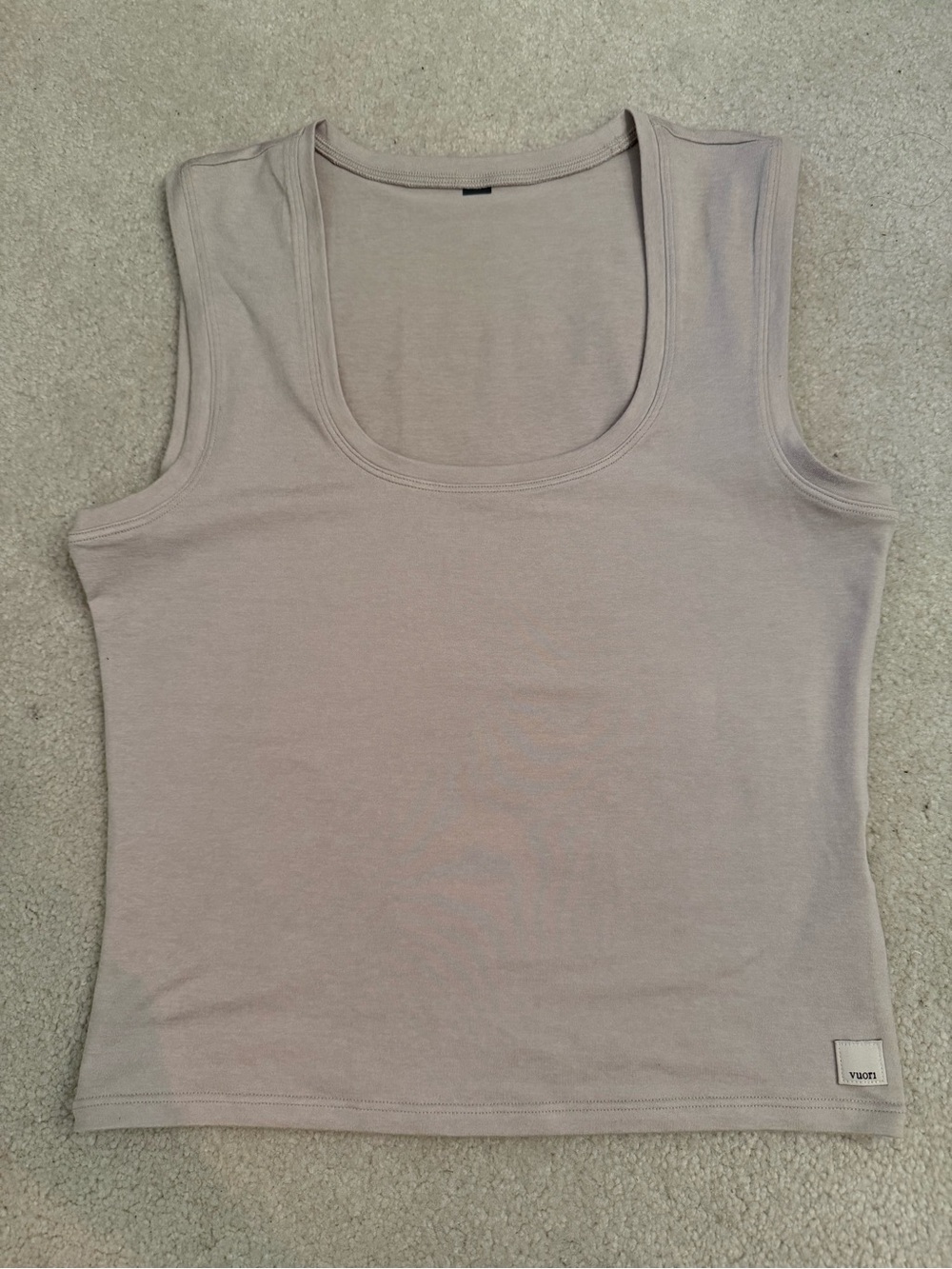 Vuori  Halo Essential Scoop Tank Top Cropped in Light Beige Sz S - Picture 3 of 4